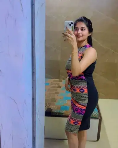 Escort Mehnagar